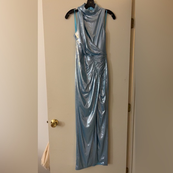 Mac Duggal Metallic Gown - Picture 5 of 6